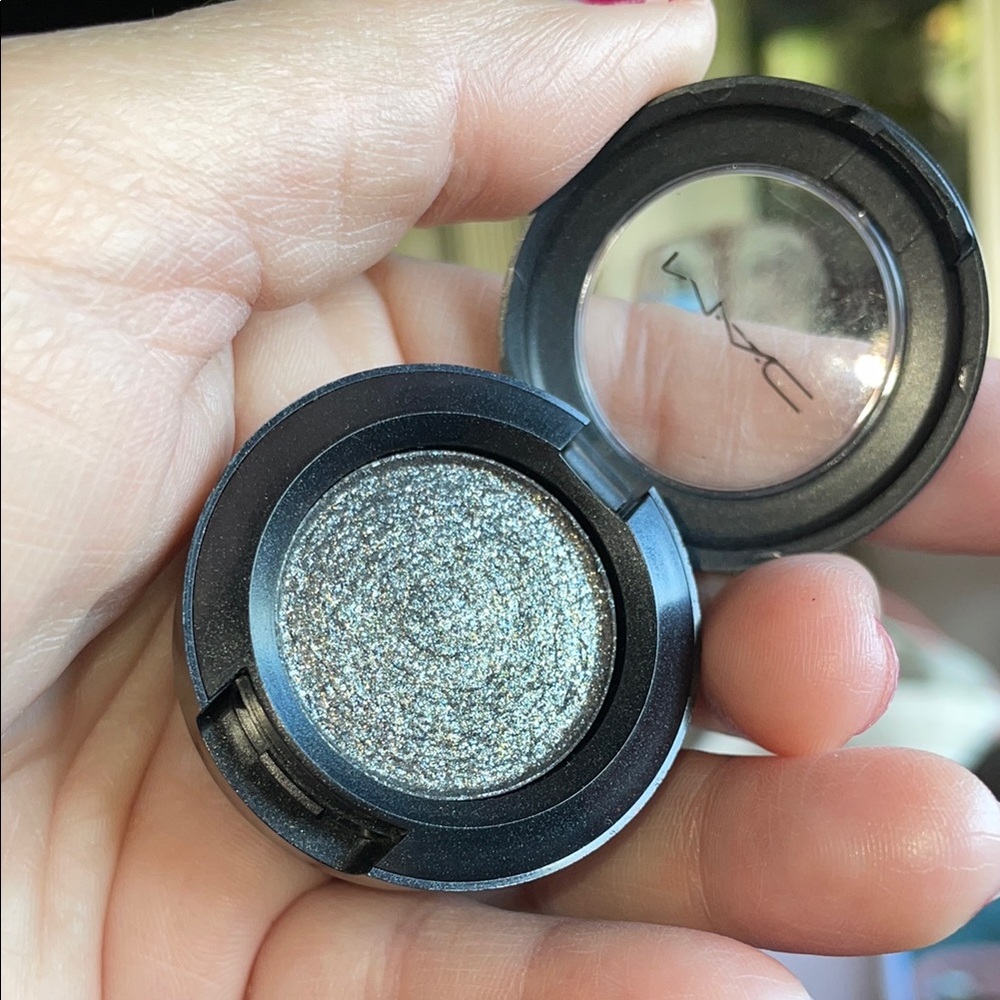 MAC NEW Dazzleshadow Eyeshadow LETS BOOGIE